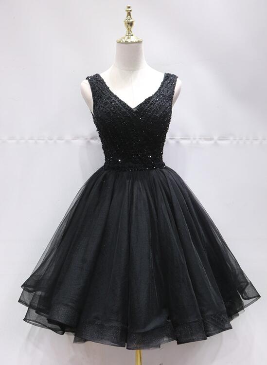 Black Tulle V Back Beaded Knee Length Homecoming Dress