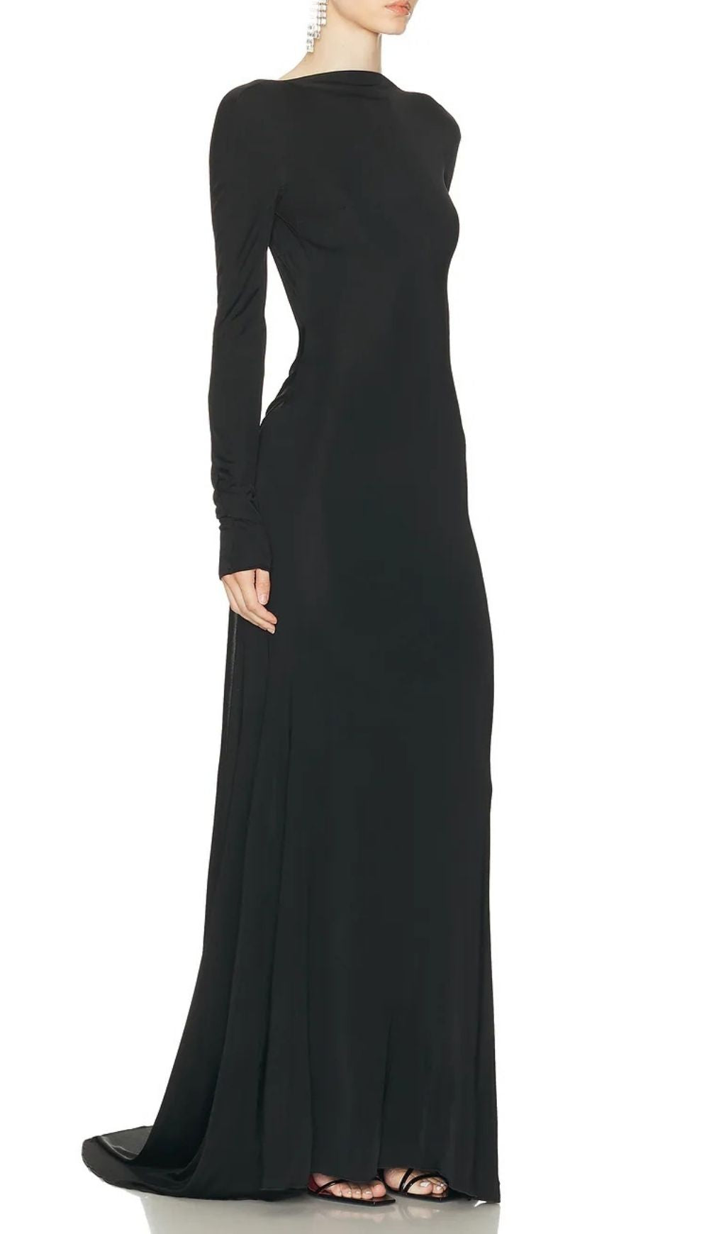 Iiona Black Backless Long Sleeve Maxi Dress