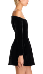 Elegant Black Velvet Off-Shoulder Mini Dress