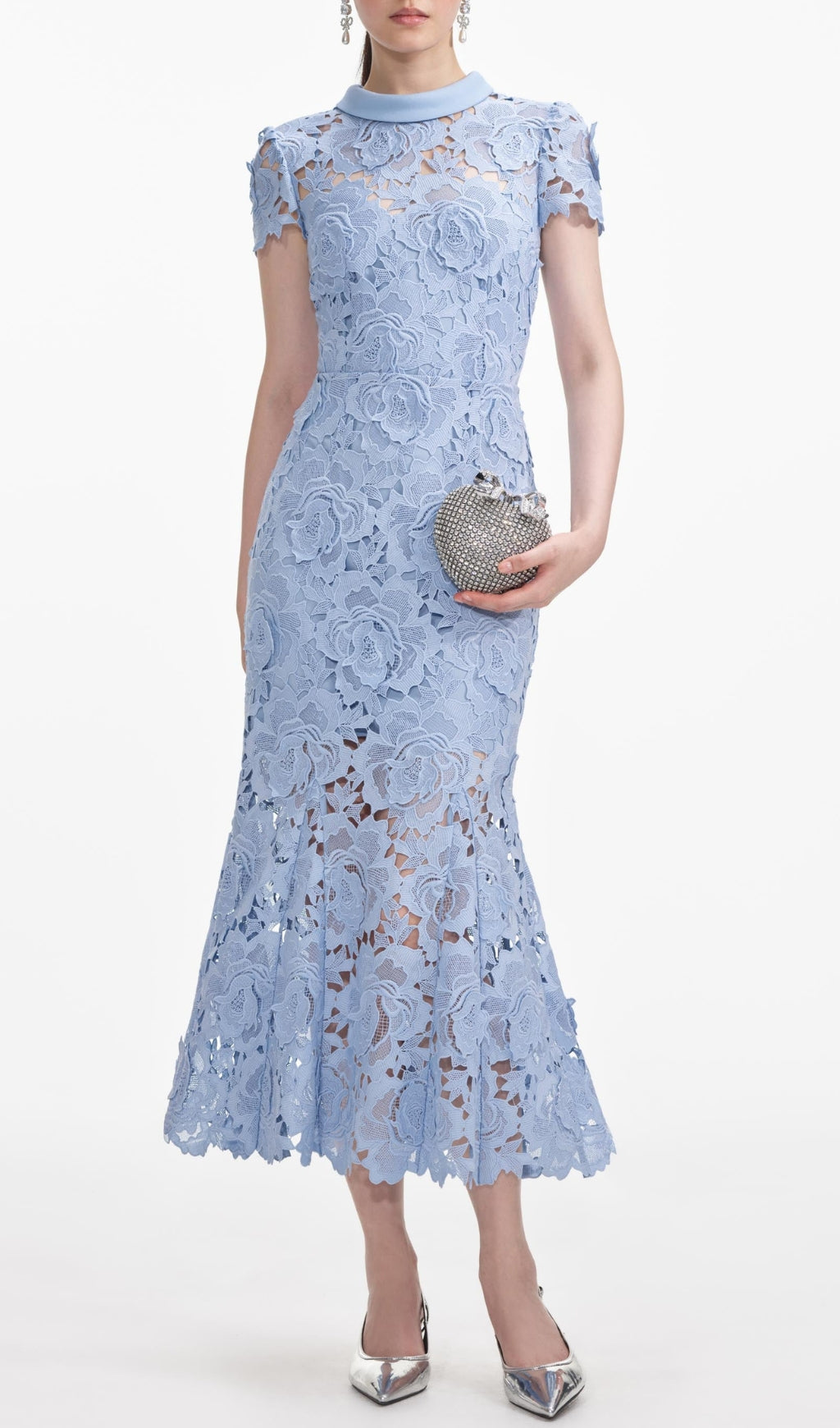 Elegant Cornflower Blue Floral Lace Midi Dress with Contrast Collar