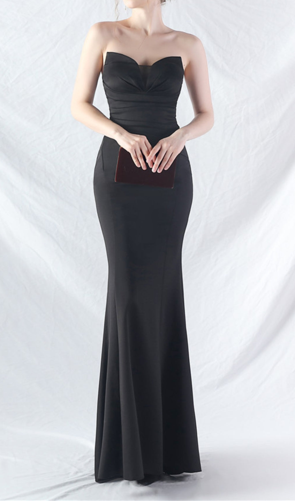 Chrina Timeless Black Strapless Ruched Mermaid Gown
