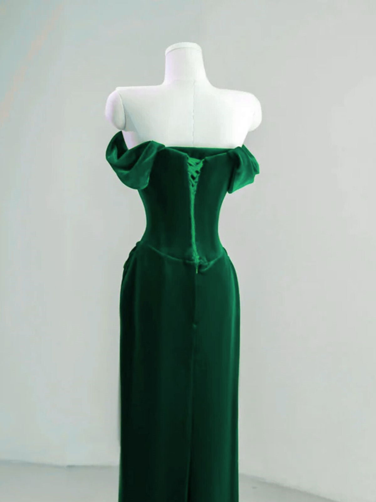 Dark Green Velvet Off Shoulder Wedding Party Dress