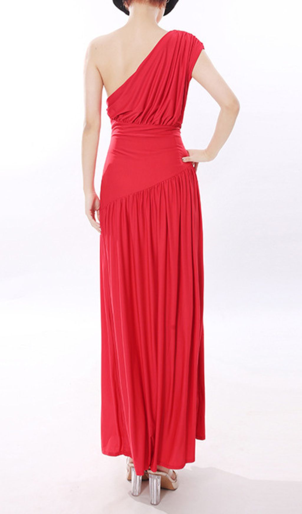 Jinte Scarlet Goddess One-Shoulder Maxi Gown