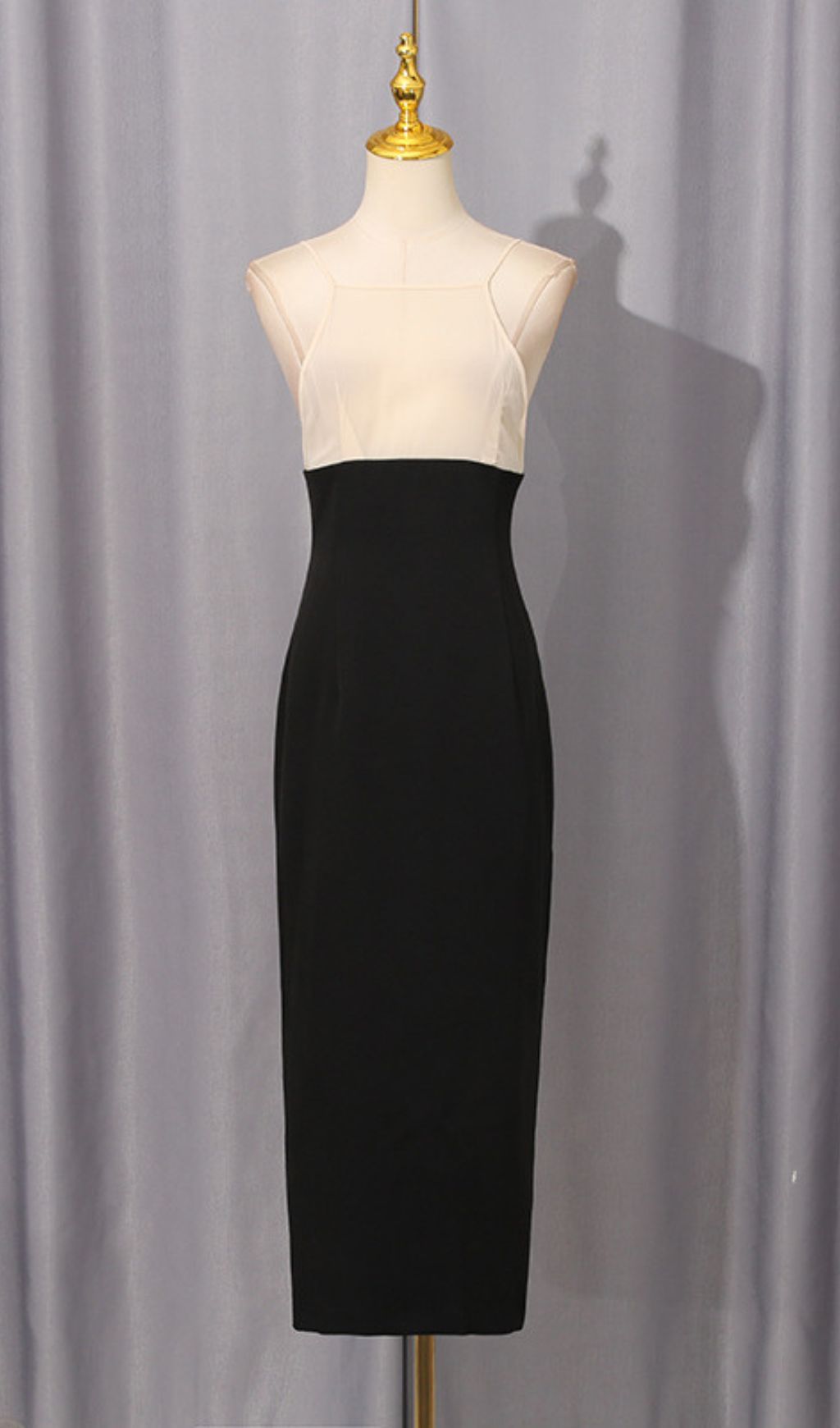 Ivy Black Cutout Bodycon Midi Dress & Ethereal Lace Capelet