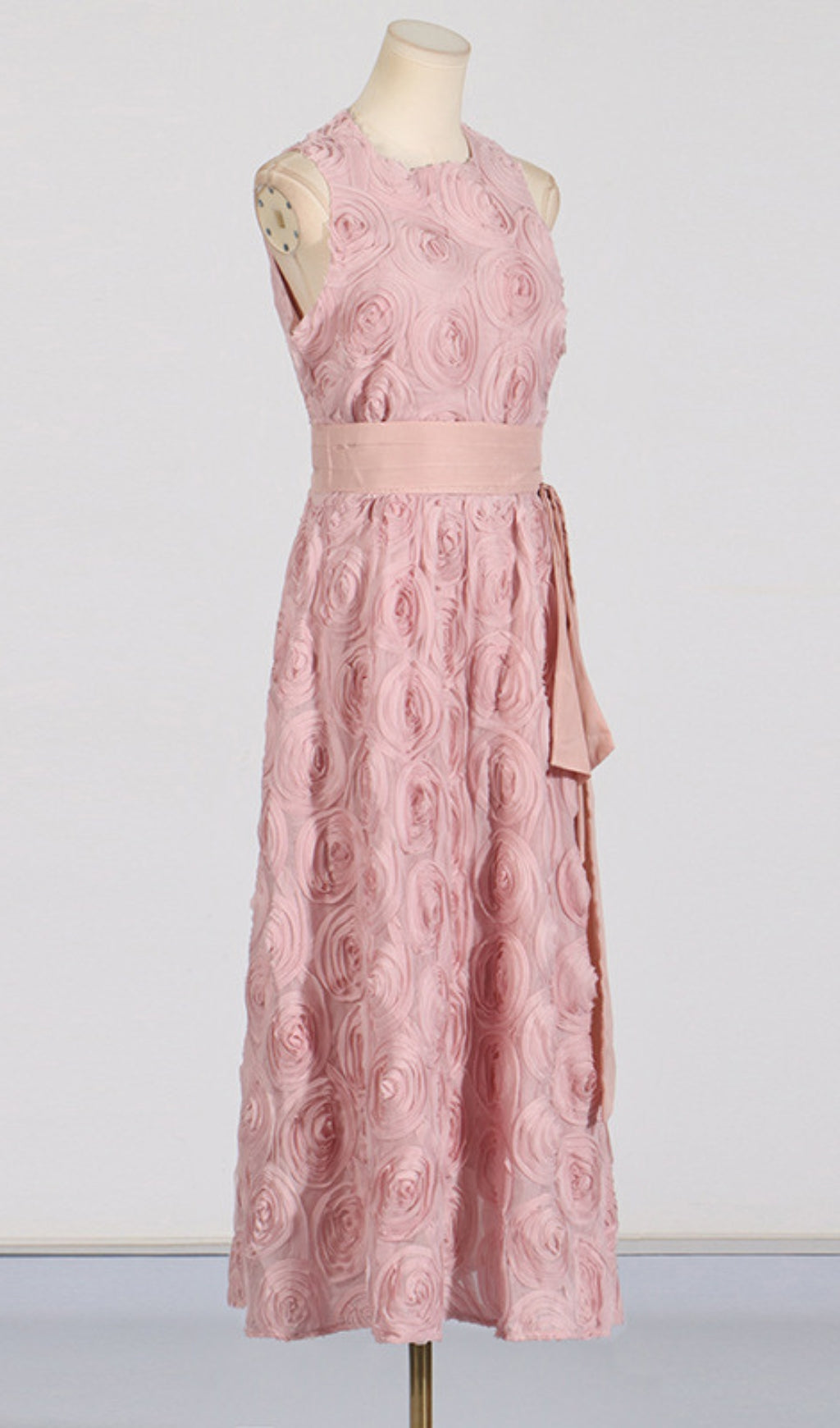 Blanche Black 3D Rose Floral Sleeveless Midi Dress