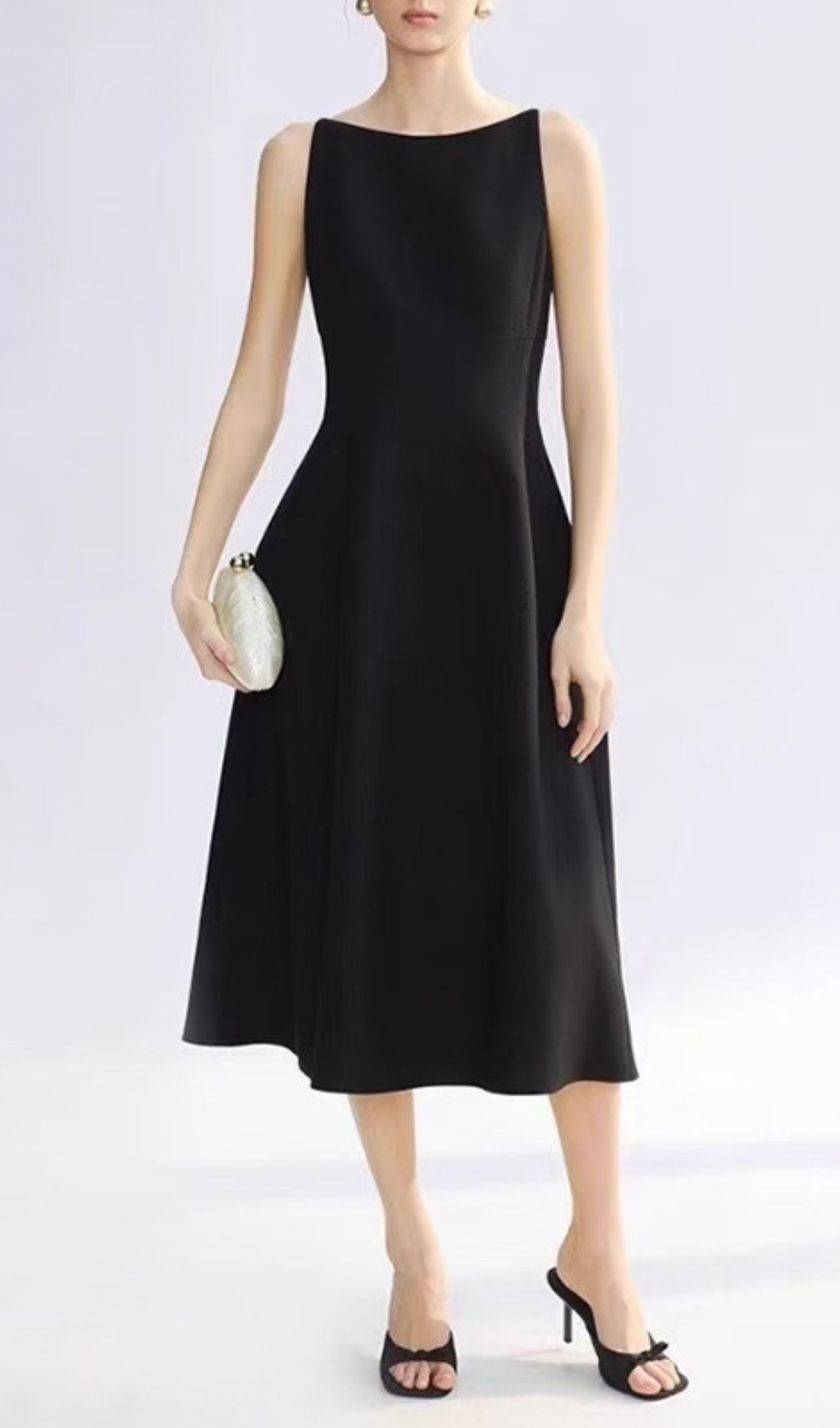 Chic Gavyn Sleeveless Boat Neck Midi Dress