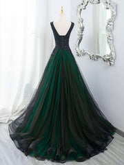 Elegante vestido de fiesta de tul con escote en V negro y verde