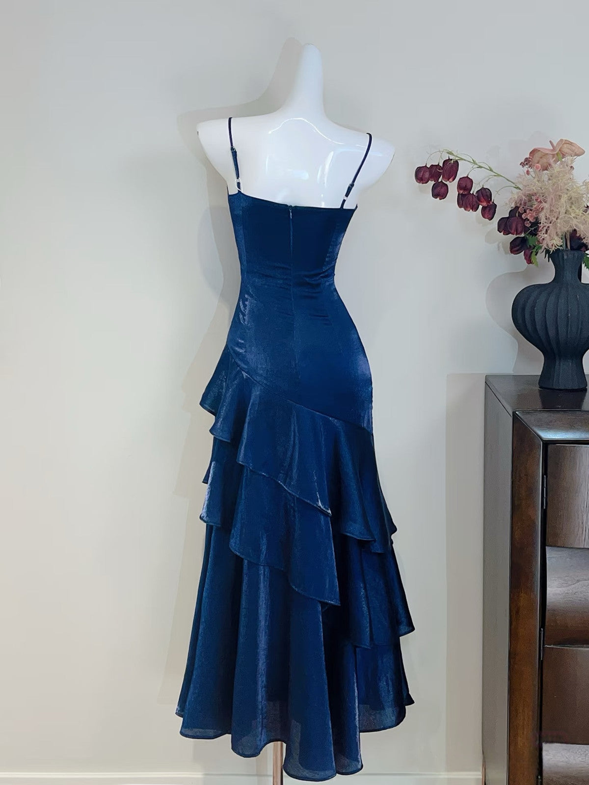 Vestido de fiesta largo de sirena con tirantes de satén azul marino 