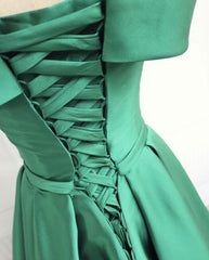Vestido de noche largo de moda con hombros descubiertos en color verde 