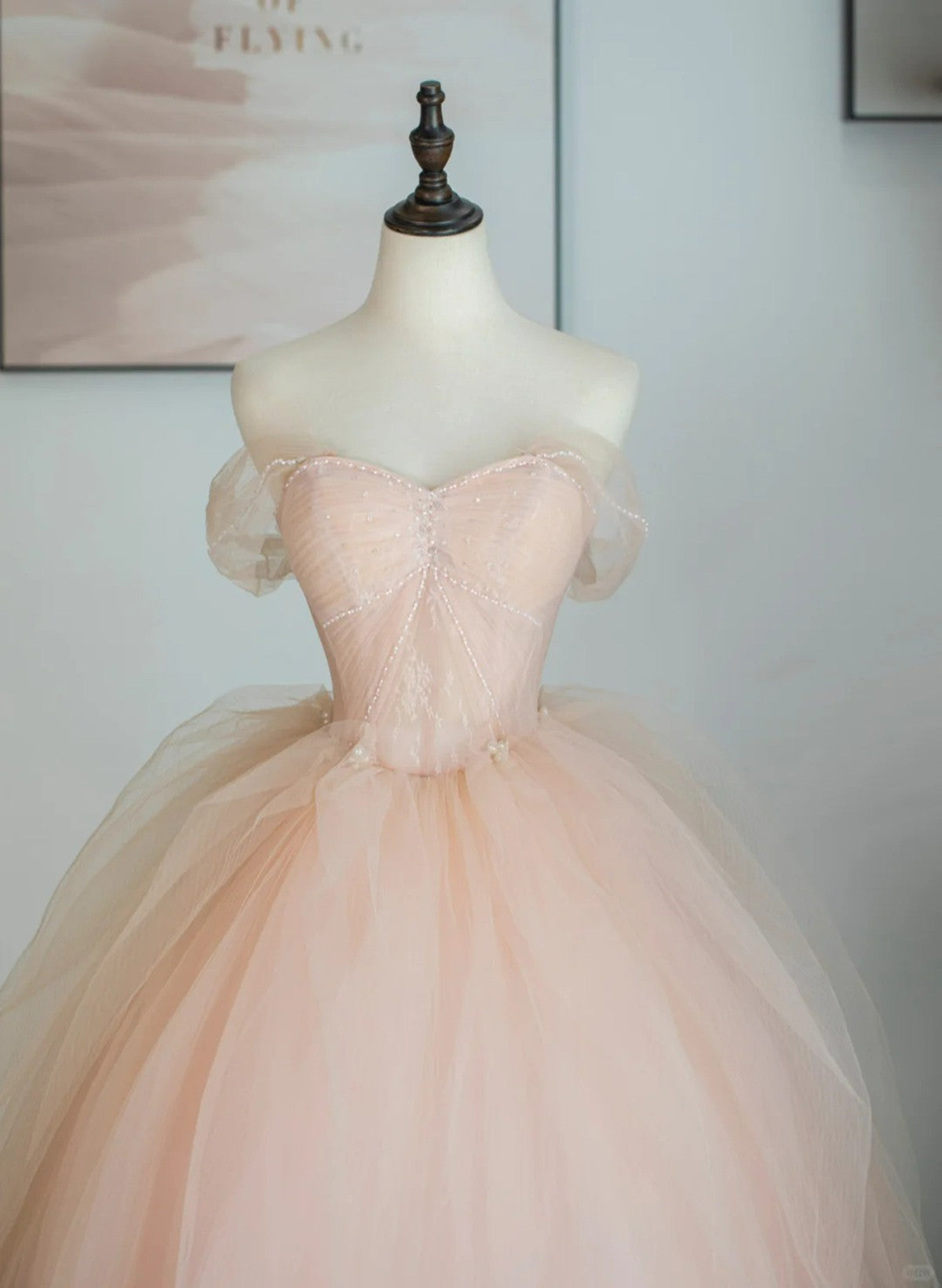 Lindo vestido de fiesta de tul rosa con escote en forma de corazón para dulces 16 