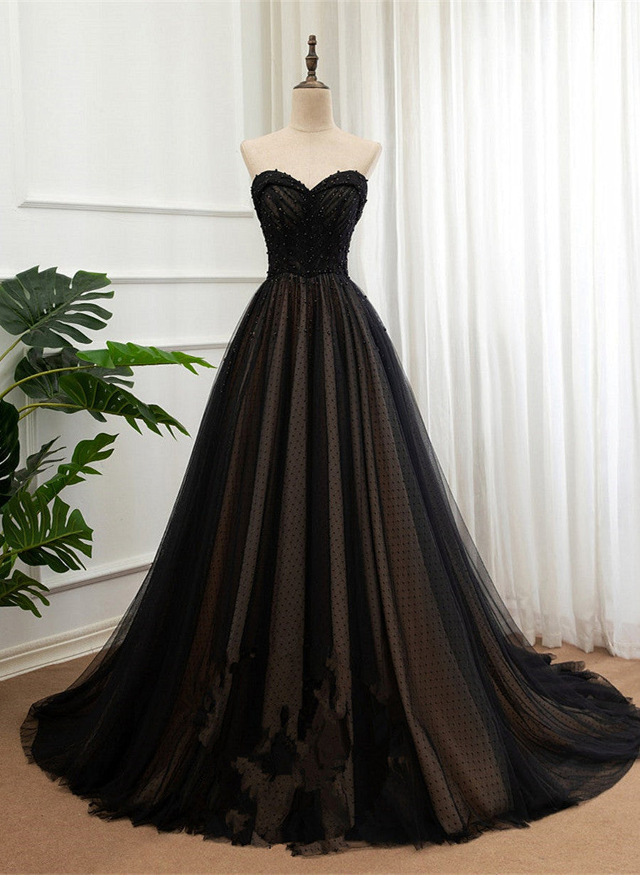 Vestido formal de tul negro con escote en forma de corazón y encaje 