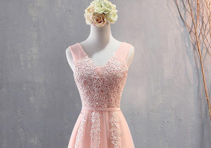 Encantador vestido de fiesta sencillo de tul rosa perla con encaje 