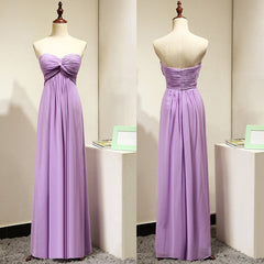 Vestidos de dama de honor de corte imperio en morado claro con escote corazón y fruncido 