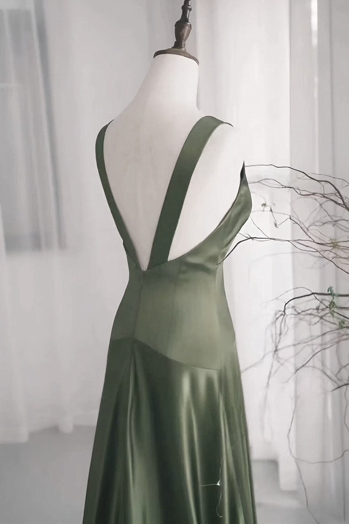 Charming Dark Green V-Neckline Low Back A-Line Prom Dress