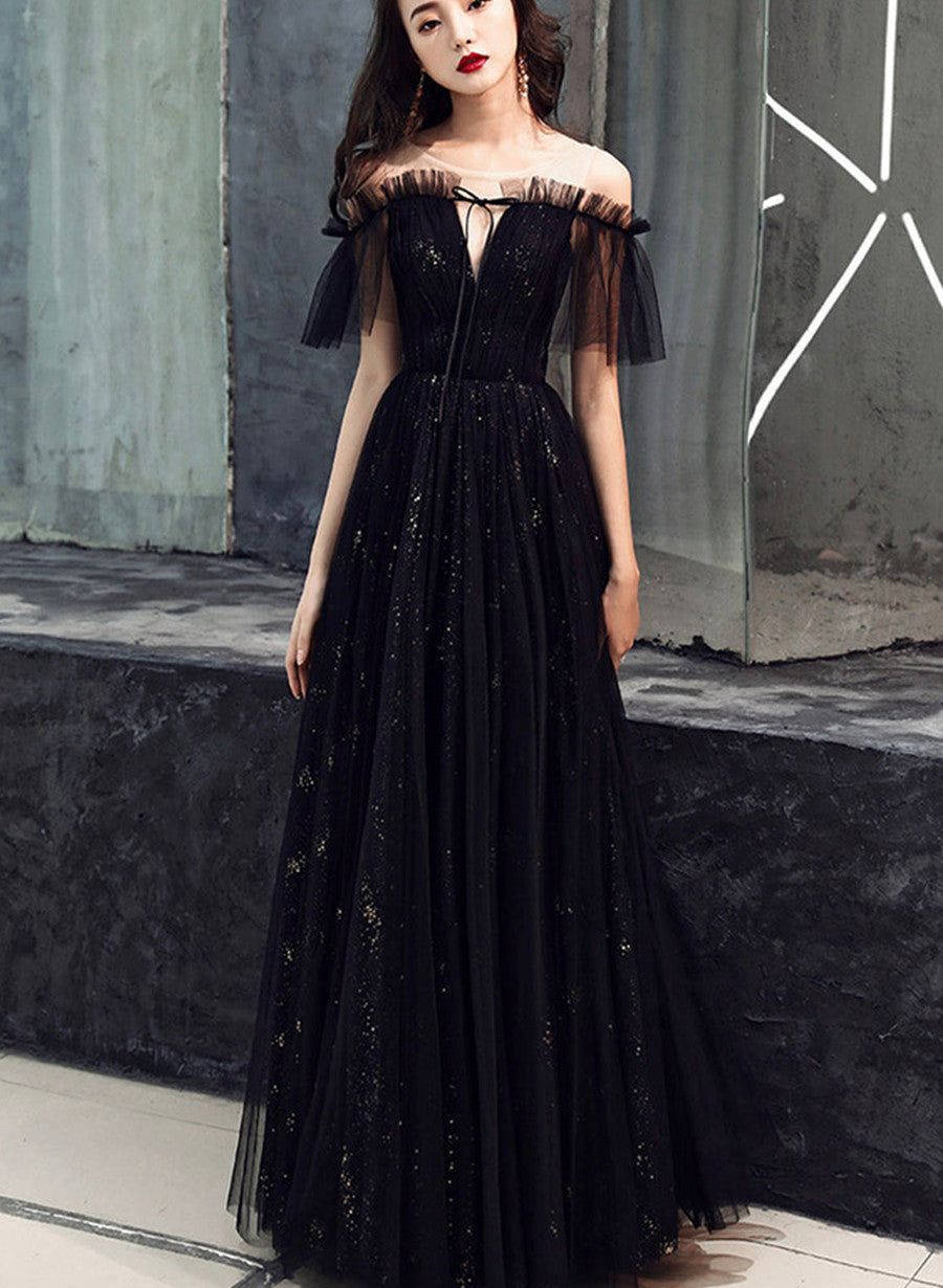 Vestido de fiesta de tul negro con hombros descubiertos 