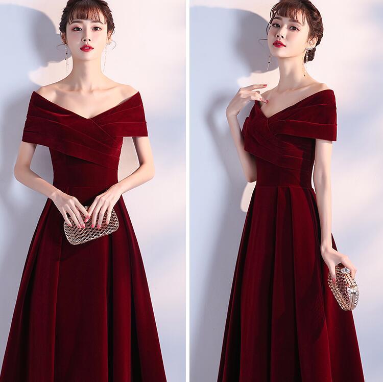 Vestido de fiesta largo de terciopelo rojo vino 